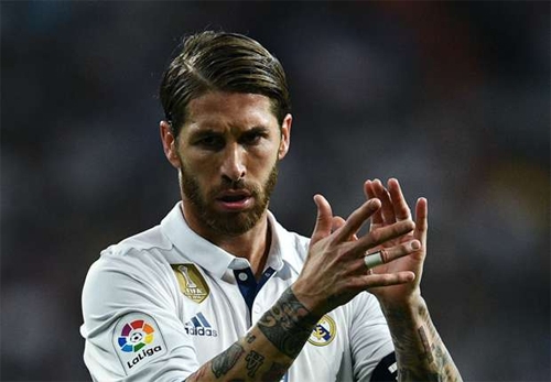 ramos-chi-bi-treo-gio-mot-tran-sau-the-do-truc-tiep-tai-el-clasico