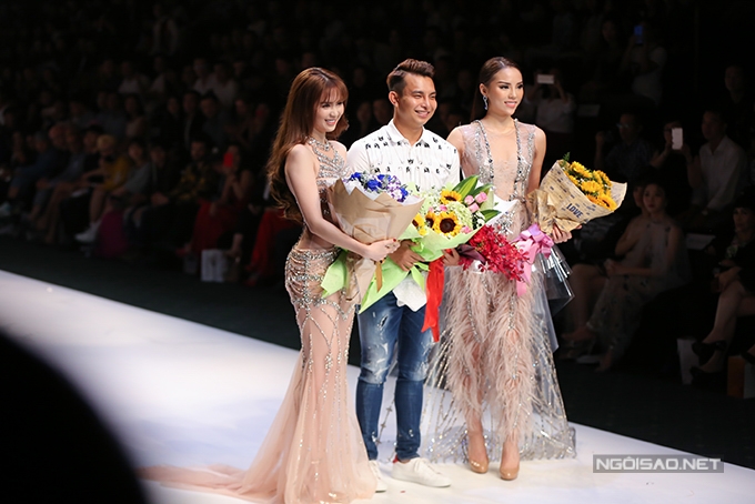 ngoc-trinh-ky-duyen-khuay-dao-show-do-long-14