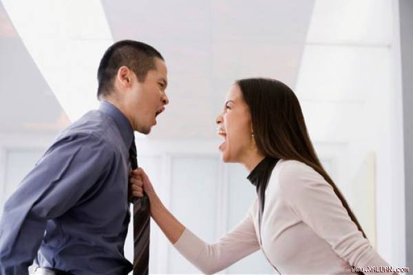 Kết quả hình ảnh cho Vợ chồng cãi vã suốt khiến tôi quá mệt mỏi
