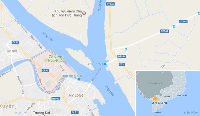 Thanh nien duoc dac xa bi cong an bat khi chua ve toi nha hinh anh 2