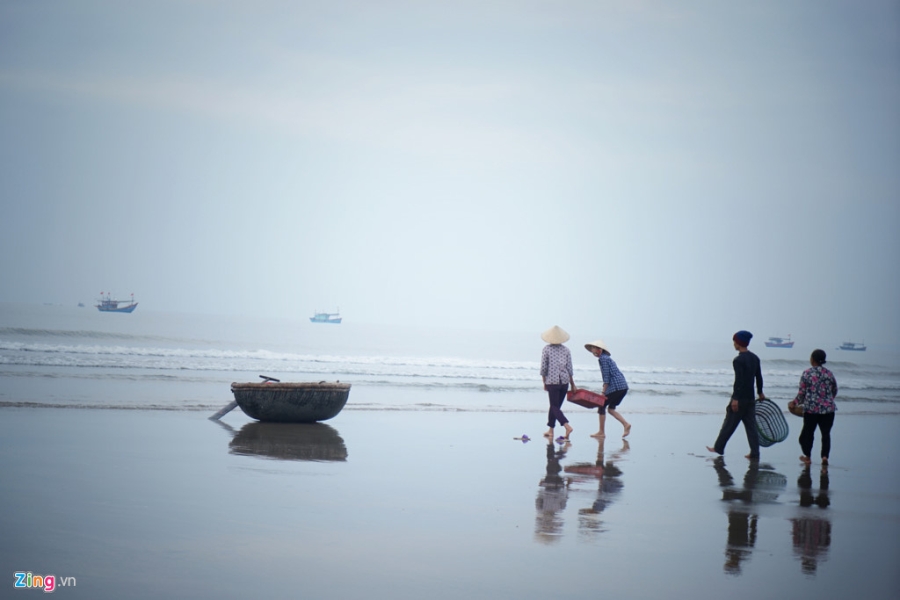 Lang bien Quang Binh chat vat hoi sinh mot nam sau su co Formosa hinh anh 13