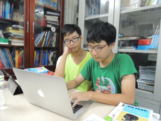 Nghỉ học phổ thông, tự học ở nhà 