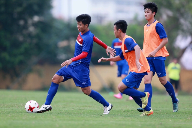  Các tuyển thủ U20 Việt Nam rất nỗ lực tập luyện 