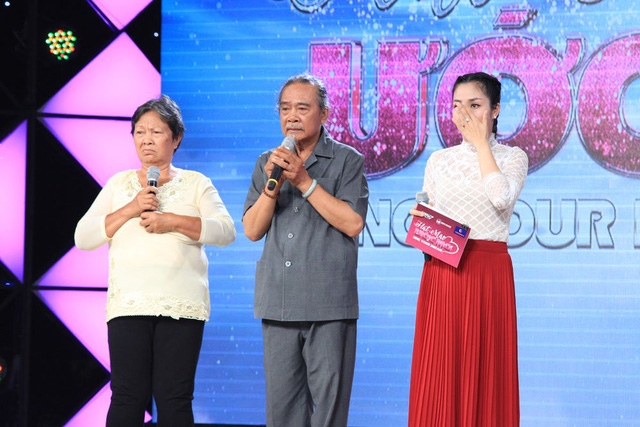 Thí sinh Dương Văn Gấm và em gái.