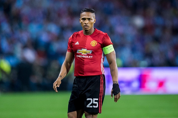 Man Utd lan at Arsenal o doi hinh ket hop dai chien vong 36 NH Anh hinh anh 2