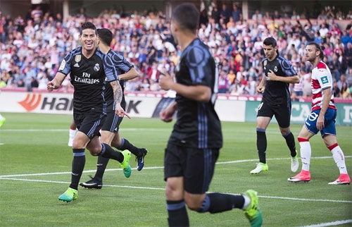doi-hinh-hai-gianh-chien-thang-sieu-toc-real-bam-sat-barca-1