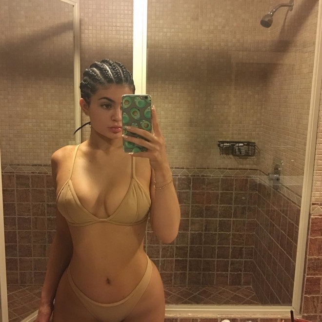 Loat sao phai long ao tam nude cho he 2017 hinh anh 7