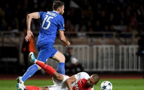 juventus vs monaco lao ba tien lop tre hinh 3