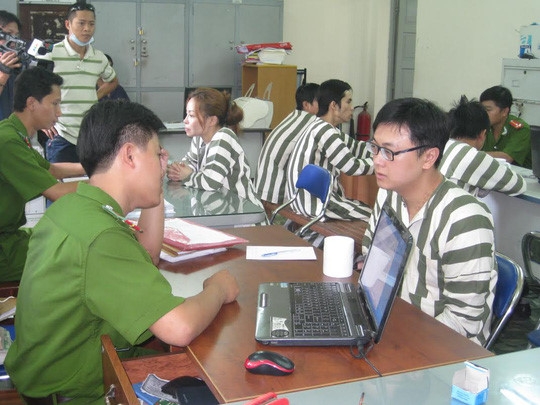 Canh sat vao cuoc vu ba lao 80 tuoi o Sai Gon bao bi lua 6,6 ty hinh anh 1