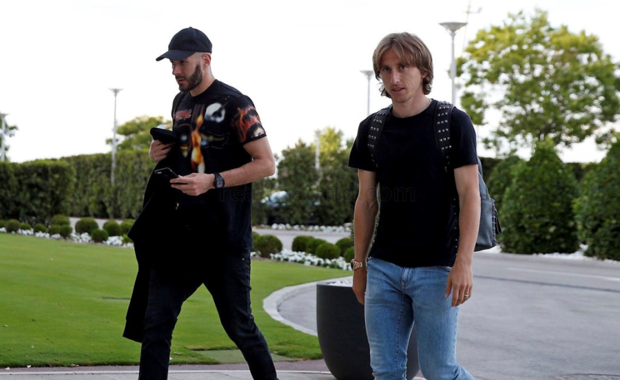 Ronaldo va dan sao Real sanh dieu truoc ban ket luot ve hinh anh 3