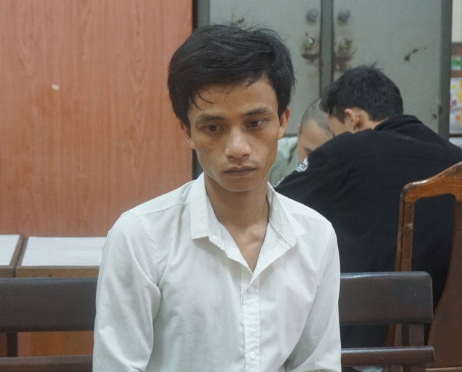 Dao chich 15 tuoi canh gioi de dong bon trom xe Air Blade hinh anh 1