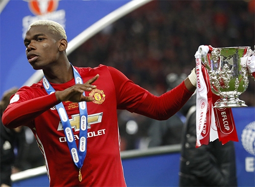 man-utd-phai-chi-bao-nhieu-tien-cho-ibrahimovic-va-pogba-mua-nay-1