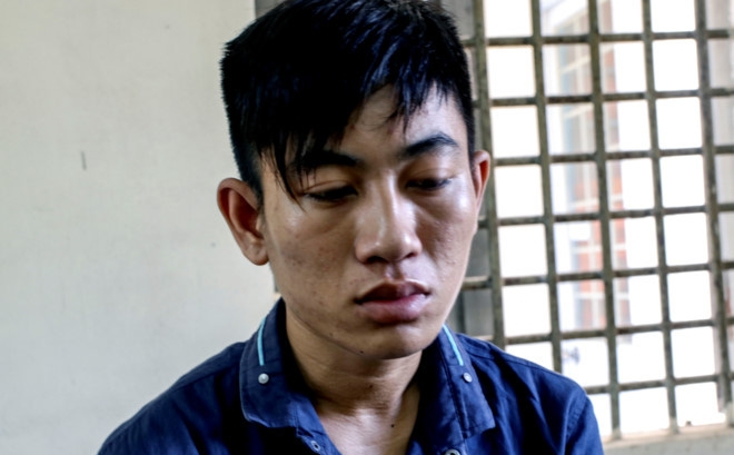 Tên cướp bị bắt chỉ vì 'tiếc' chiếc điện thoại