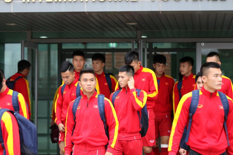 U20 Viet Nam hung khoi ra san tap o Han Quoc hinh anh 1