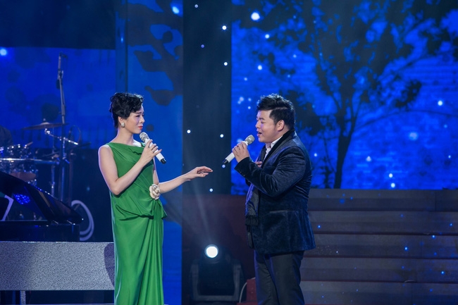 Dàn giám khảo Thần tượng Bolero lần đầu đứng chung một sân khấu - Ảnh 3.