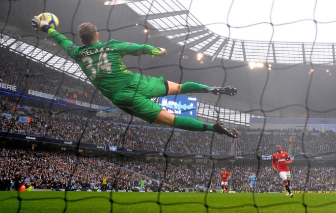 De Gea ra di co le tot hon voi MU hinh anh 1