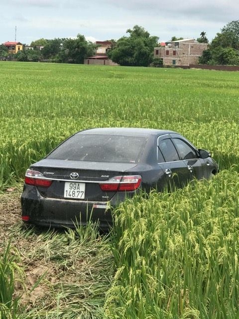 Hiện trường vụ tai nạn khiến 3 học sinh tử vong Bắc Ninh - Ảnh 2.