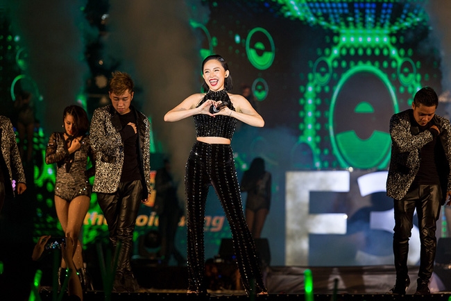 Tóc Tiên hé lộ đang “lỗ nặng” vì dùng tiền túi chăm trò cưng The Voice - Ảnh 2.