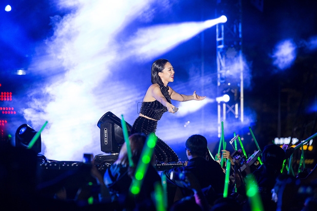 Tóc Tiên hé lộ đang “lỗ nặng” vì dùng tiền túi chăm trò cưng The Voice - Ảnh 3.