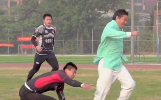Võ Trung Quốc bị lộ trò bẩn: Người hùng MMA Từ Hiểu Đông - 3