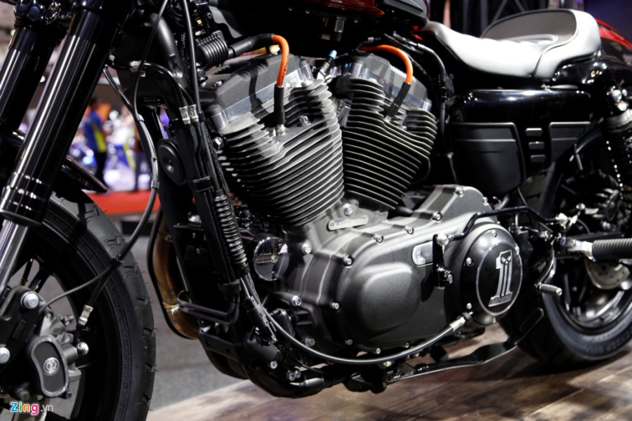 Harley-Davidson Roadster Cafe Racer gia gan 600 trieu dong tai VN hinh anh 8