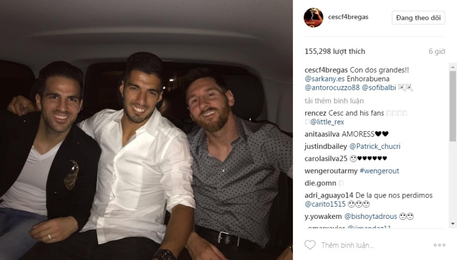 Messi va Suarez mung khai truong shop giay cua hai co vo hinh anh 3