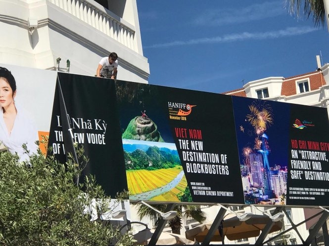 Tấm pano quảng bá Việt Nam ở Cannes có hình Lý Nhã Kỳ?  