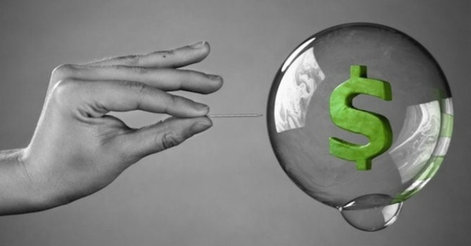 Tăng trưởng tín dụng lên đỉnh 8 năm, lo ngại xuất hiện rủi ro bong bóng tín dụng?
