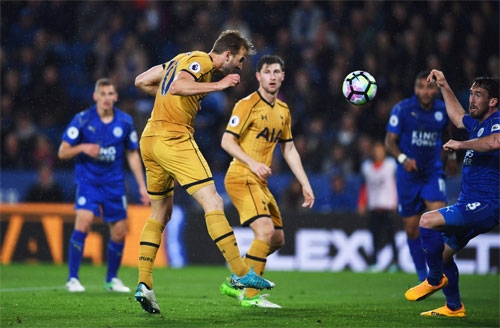 kane-ghi-bon-ban-totteham-thang-leicester-bang-ty-so-quan-vot