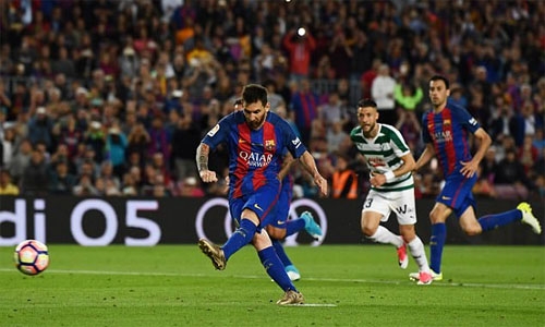 thang-nguoc-sau-khi-thua-hai-ban-barca-van-phai-xep-thu-hai-2