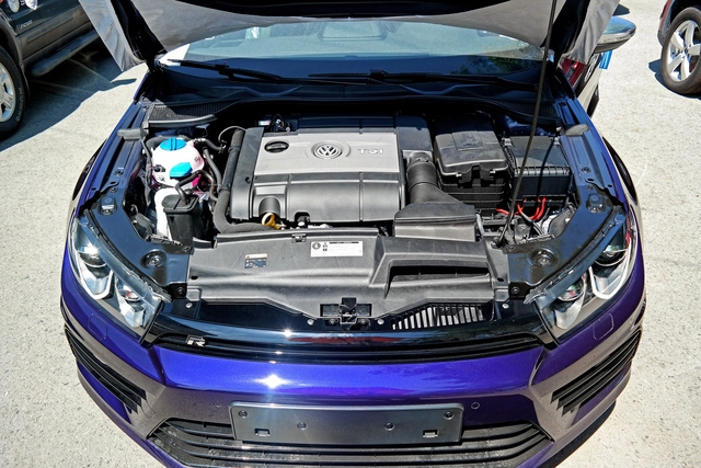 Xuất hiện chiếc Volkswagen Scirocco R 2017 đầu tiên ở Việt Nam - Ảnh 2.