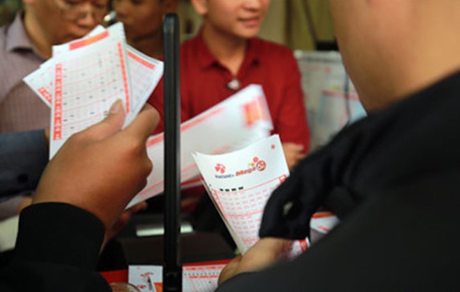 nguoi choi hun tien mua ve “don” jackpot tren 100 ti, vietlott noi gi? hinh anh 3
