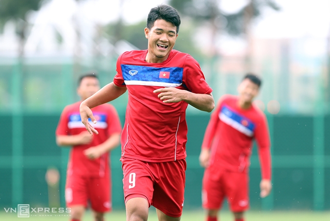 Tiếng cười rộn rã trên sân tập của U20 Việt Nam