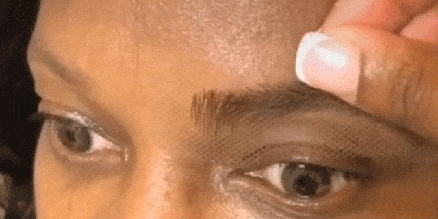 Hết tóc giả, lông mi giả, giờ có hẳn lông mày giả cho các nàng make up siêu nhanh siêu dễ - Ảnh 2.