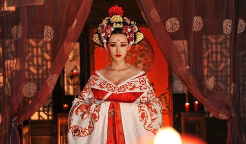 bien nguoi thanh lon - don danh ghen da man bac nhat thoi phong kien - 2