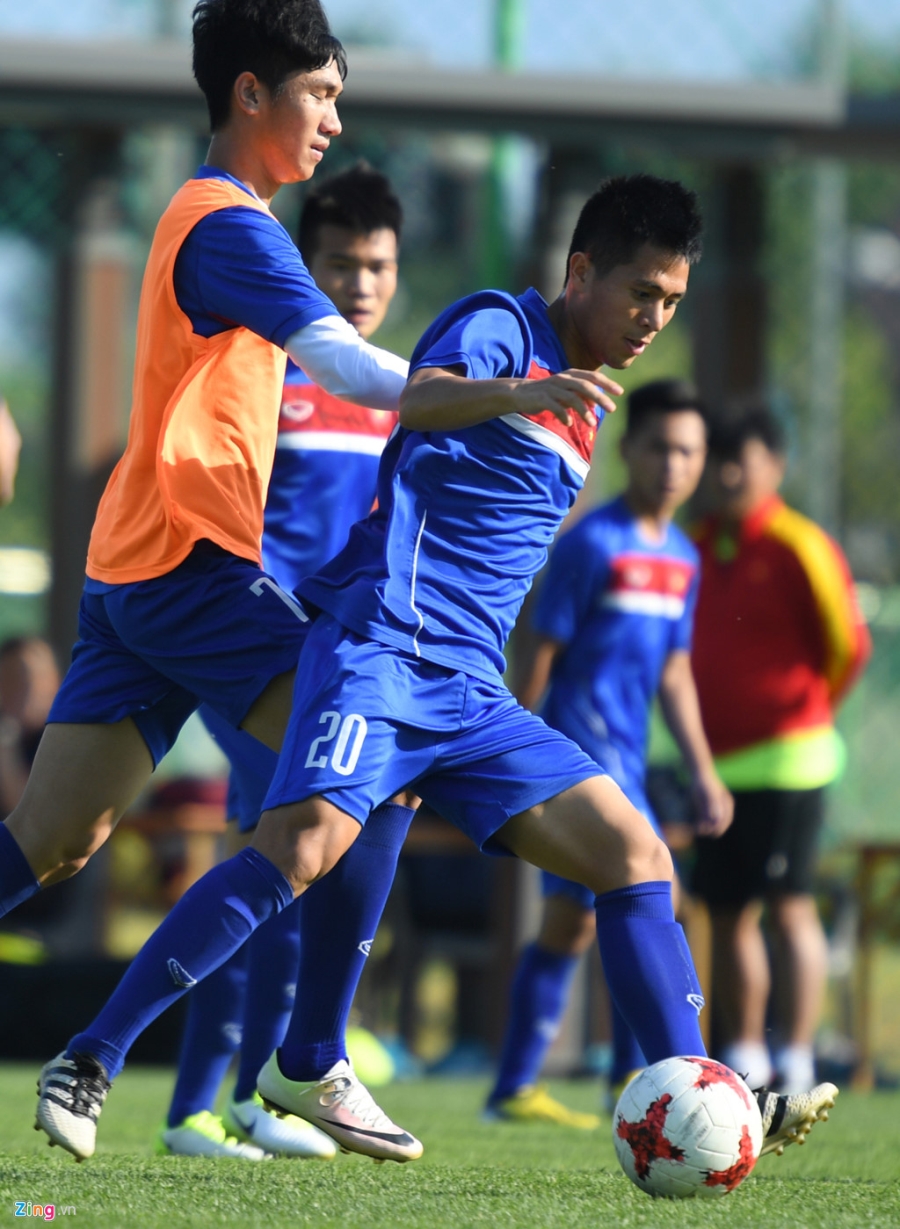 U20 Viet Nam tap da voi 2 tien dao truoc tran gap U20 Honduras hinh anh 6