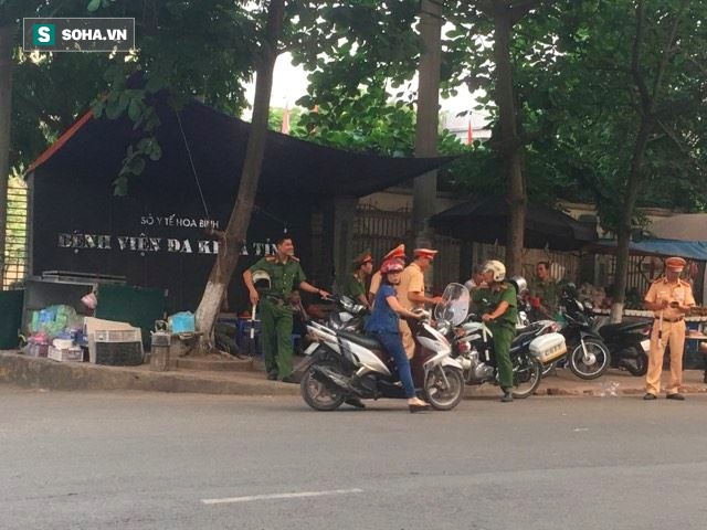 6 bệnh nhân tử vong ở BVĐK Hoà Bình: Buổi sáng bệnh nhân vẫn tự đạp xe, đi bộ đến bệnh viện - Ảnh 1.