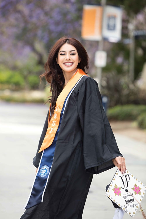 jennifer pham da xinh ma em gai co con 