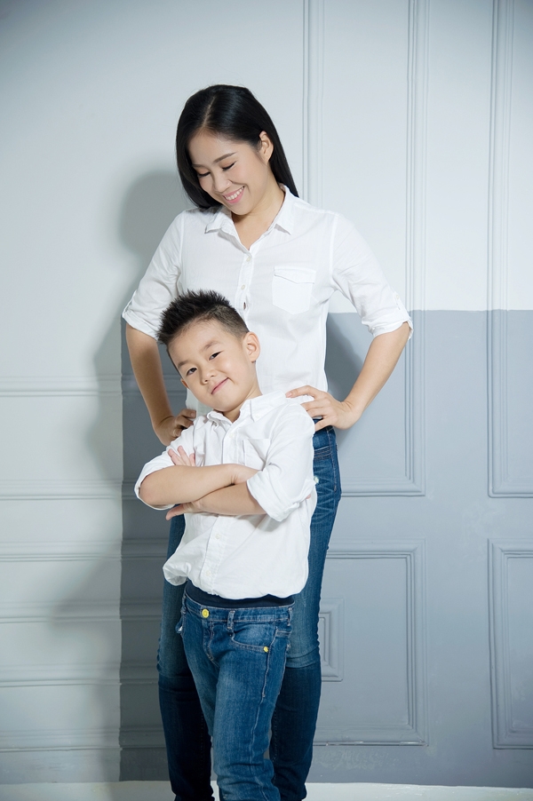 le-phuong-hanh-phuc-ben-nguoi-yeu-va-con-trai-6