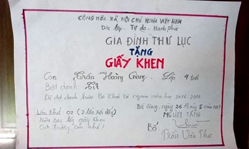 ong-bo-bac-giang-2-nam-tu-tao-giay-khen-cho-con