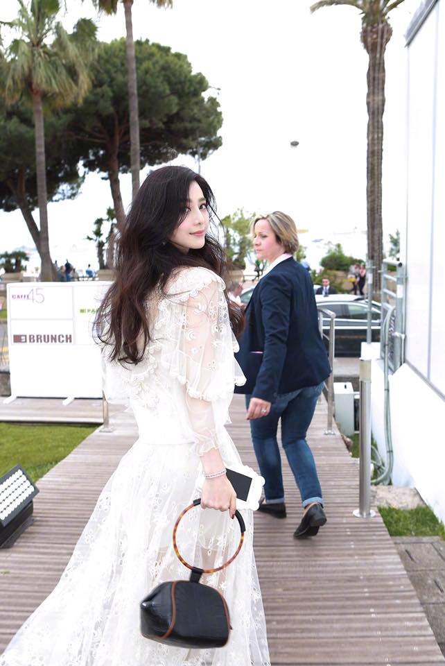 Phong cach sang trong, dai cac cua Pham Bang Bang tai Cannes hinh anh 11