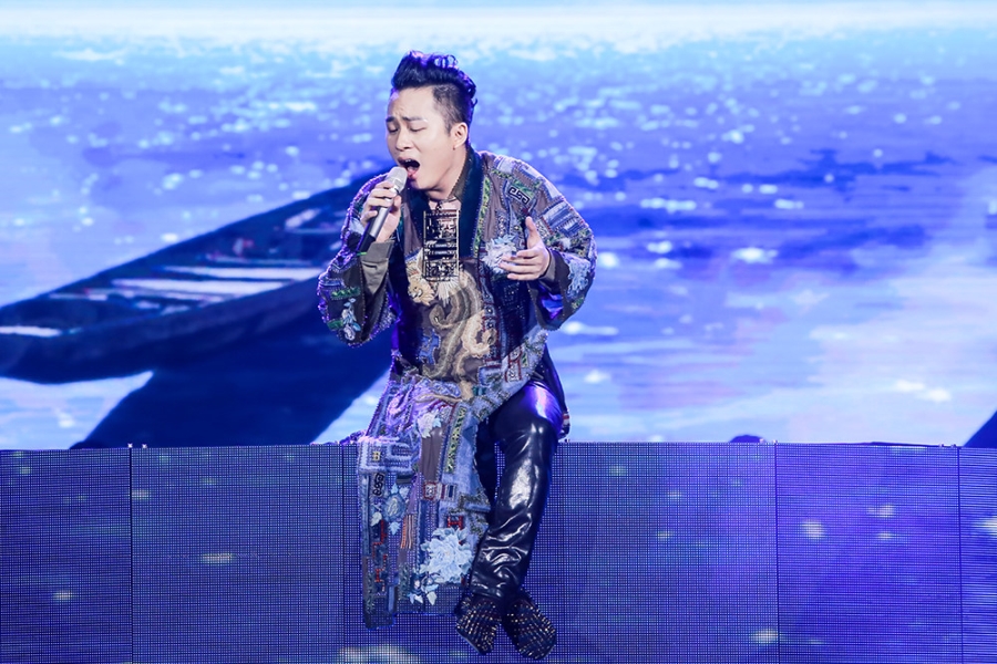 Dam Vinh Hung tung quy ca gio truoc ban tho To de xin noi tieng hinh anh 6