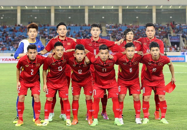 Ai trong số những cầu thủ này đủ sức trở thành thủ lĩnh mới của đội tuyển Việt Nam? (ảnh: Gia Hưng)