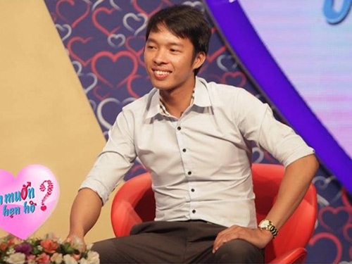 chang trai bi tu choi phu phang bat ngo duoc 300 co gai theo duoi hinh anh 1