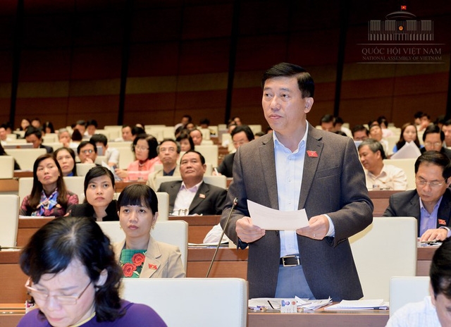 Đại biểu Quốc hội tỉnh Bình Phước Nguyễn Tuấn Anh bày tỏ bức xúc trước tình trạng hạch sách, nhũng nhiễu DN vẫn xảy ra phổ biến ở địa phương