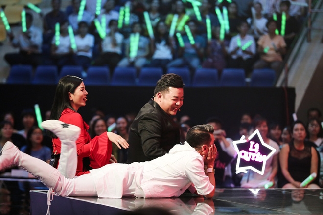 Khiến Lệ Quyên lăn lộn sân khấu, thầy giáo hot boy vào Chung kết Bolero - Ảnh 4.