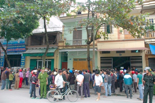 sat-thu-hoang-loan-bo-quen-dien-thoai-o-hien-truong