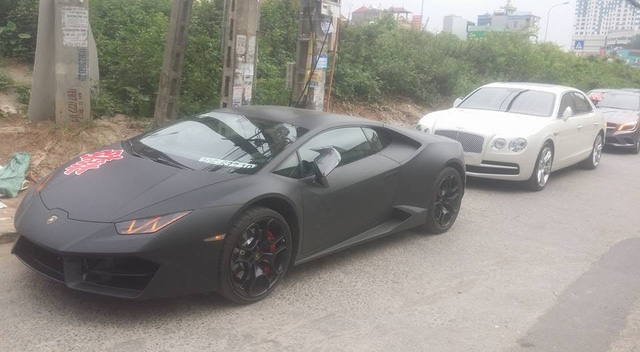 Choáng thiếu gia Hà Nội sở hữu bộ đôi Lamborghini Huracan LP580-2 và Ferrari 488 GTB - Ảnh 3.