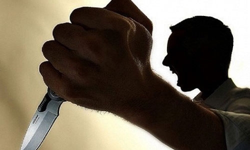 Nam thanh niên đâm chém người xối xả vì cháu bị đánh