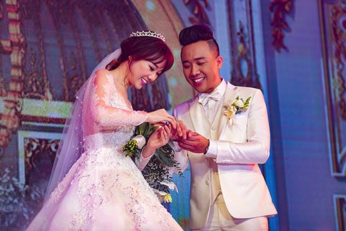 tuong roi xuong vuc vi scandal tinh ai, khong ngo hari won lai ngay mot thanh cong hon - 7